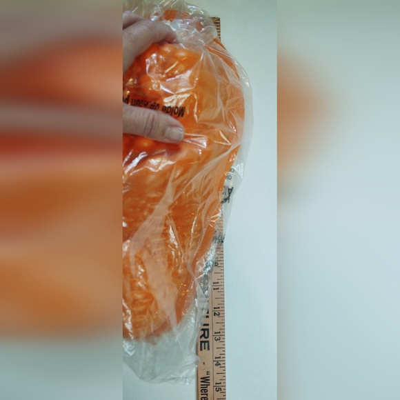 Avon Silicone Cornucopia Baking Mold 13 X 9.5 - Picture 7 of 8